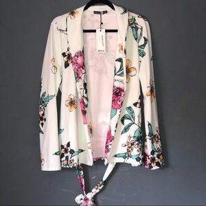Plus Kimono-Style Floral Blazer in Mint